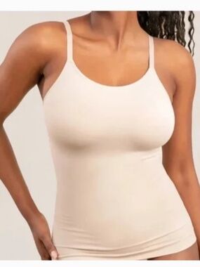 Shapermint Essentials Scoop Neck Cami Sz L Cream